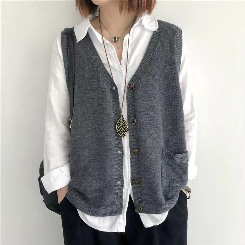 LUCIE | RETRO V-NECK KNITTED VEST