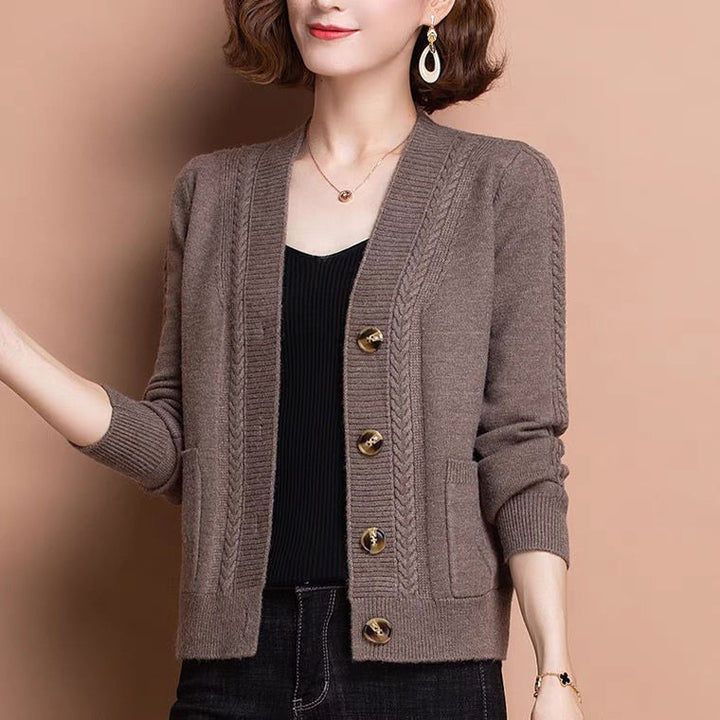 HELEN | CLASSIC V-NECK CARDIGAN