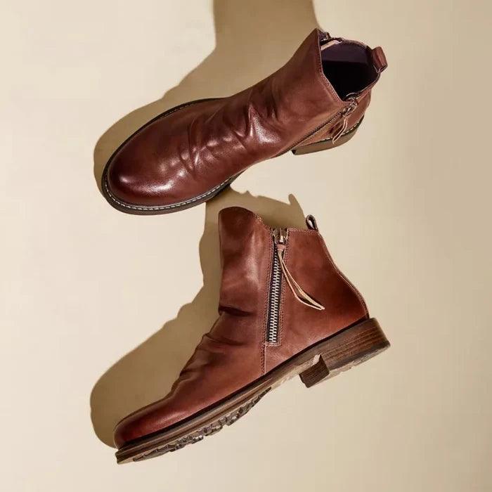 COLLINS KILDARE | CLASSIC CHELSEA BOOTS